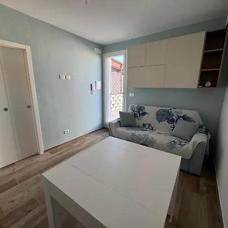 Lägenhet La Finestra Sul Mare Di *